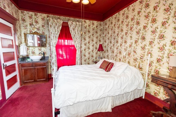 Bisbee Grand Hotel image 11