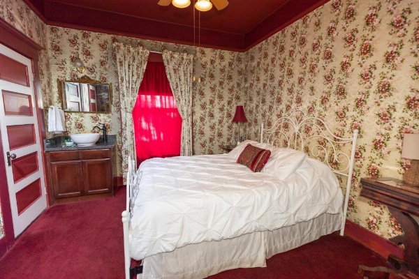 Bisbee Grand Hotel image 12