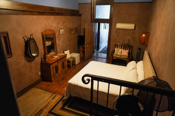 Bisbee Grand Hotel image 2